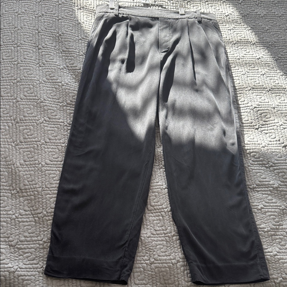 Vince Classic Black Women's Cropped Trousers